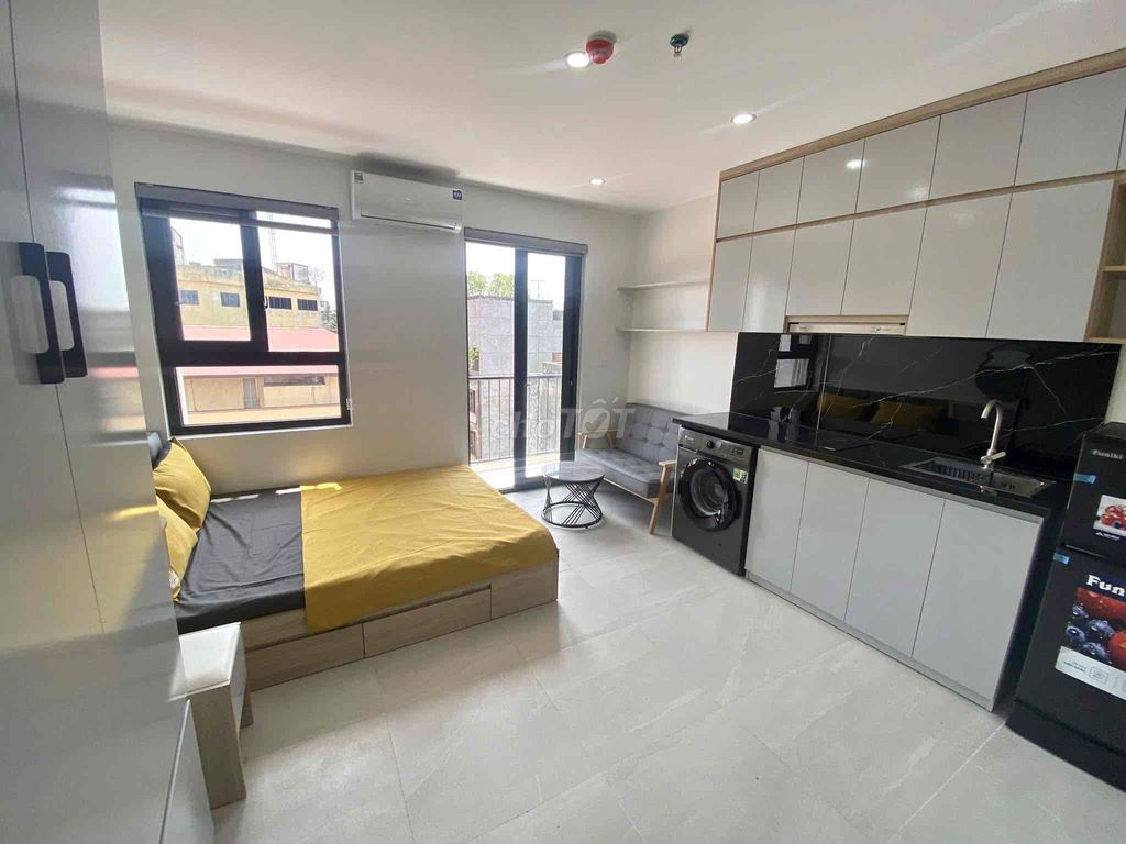 Phòng cho thuê 40m² tại Ung Văn Khiêm, Bình Thạnh - Nội thất đầy đủ, an ninh cao