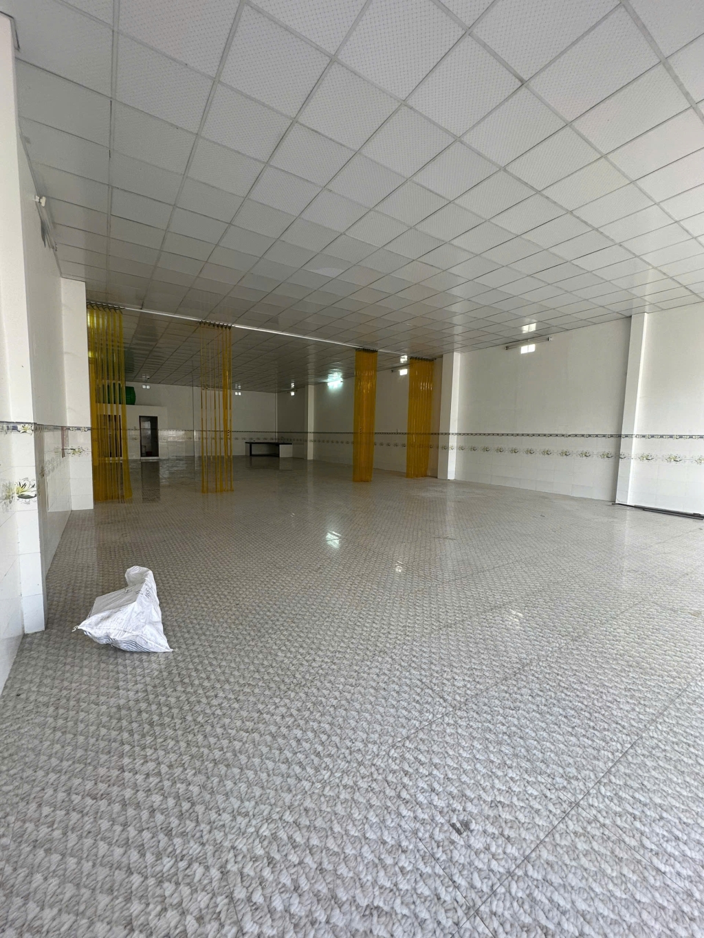 Cho thuê nhà kho 200m² khu dân cư Long Thịnh - Phù hợp lưu trữ hàng hóa Tết!