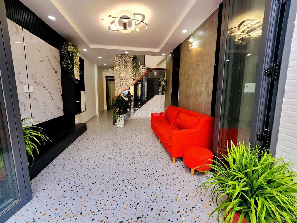 Bán nhà mới hẻm ô tô Đường Âu Dương Lân P3-Q8 51m² - Sẵn sàng vào ở!