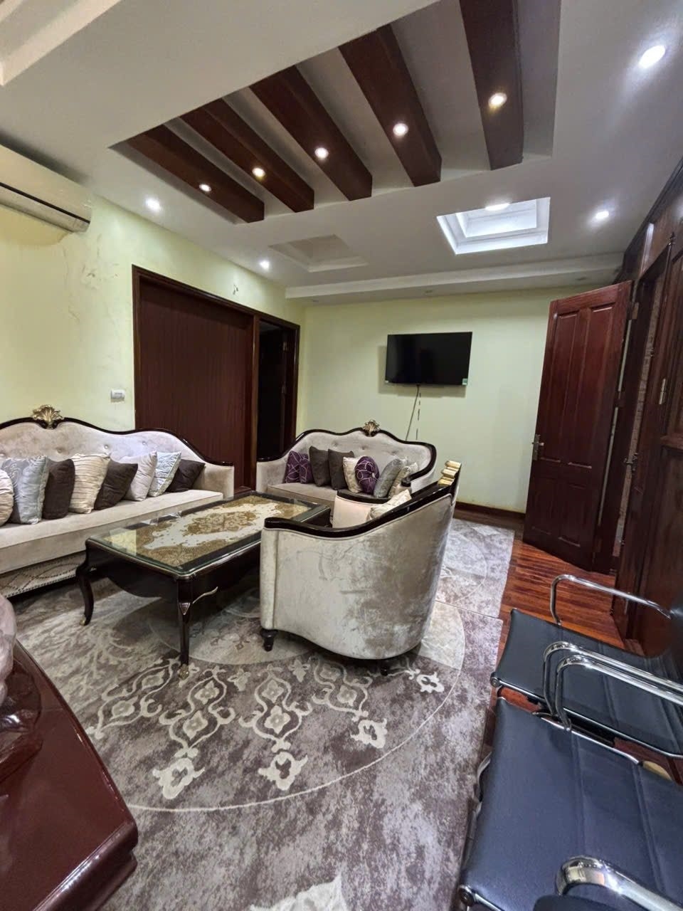 Biệt thự sân vườn Nam Thắng - Nam Từ Liêm 148m² giá 31.39 tỷ - Vị trí đắc địa, an sinh tuyệt vời!