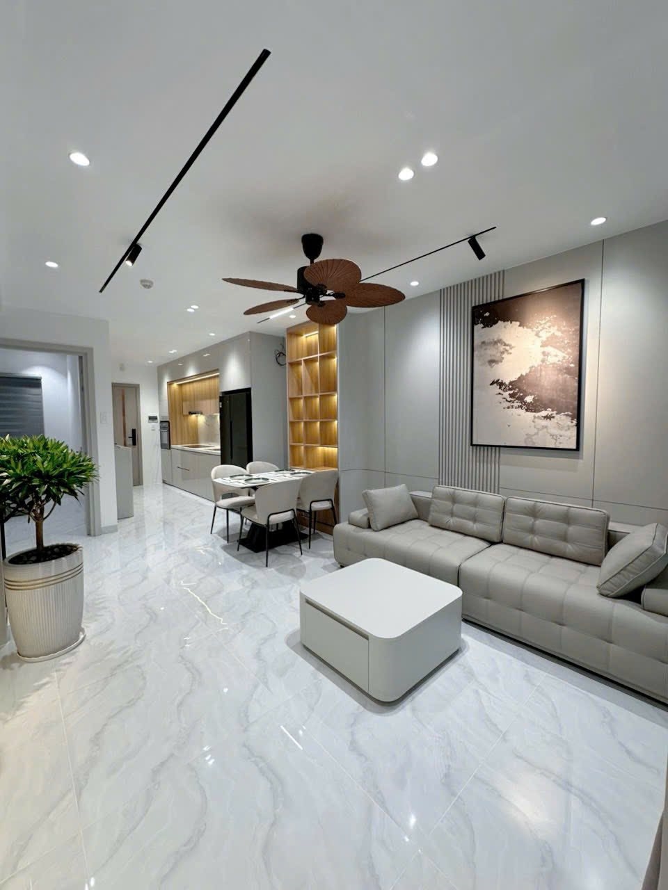 Căn hộ Mường Thanh Nha Trang 69m² giá 4.15 tỷ - View biển tuyệt đẹp!