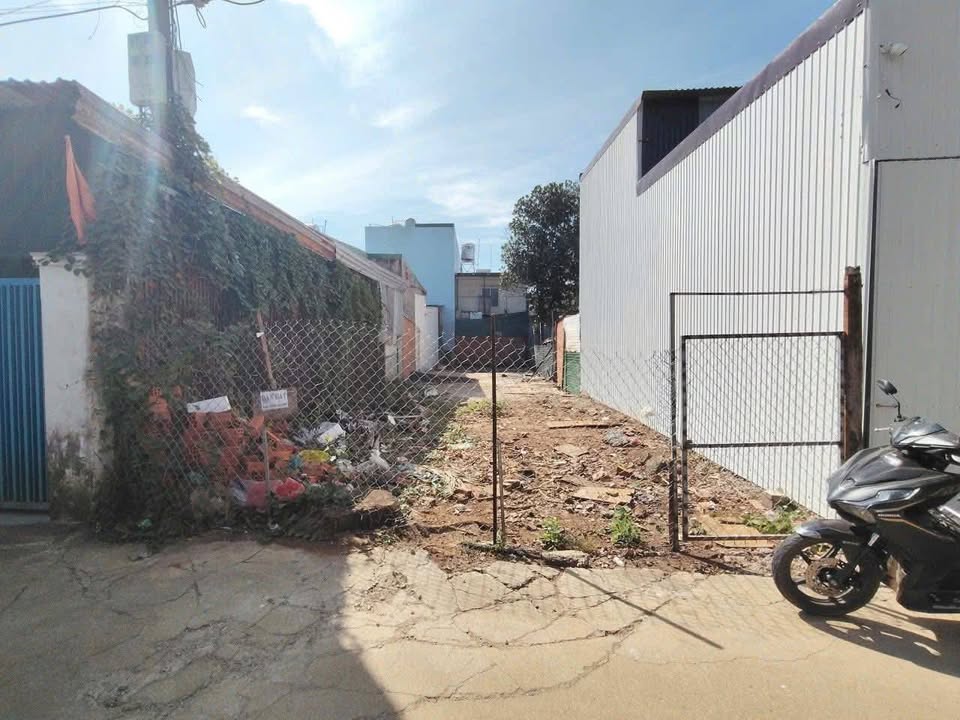 Đất hẻm Đinh Núp, Hòa Thắng, 133m² giá 3,7 tỷ - Khu dân cư đông đúc