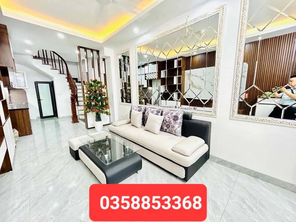 Townhouse Đường Tựu Liệt, 33m² giá 5 tỷ - Gần chợ và bệnh viện