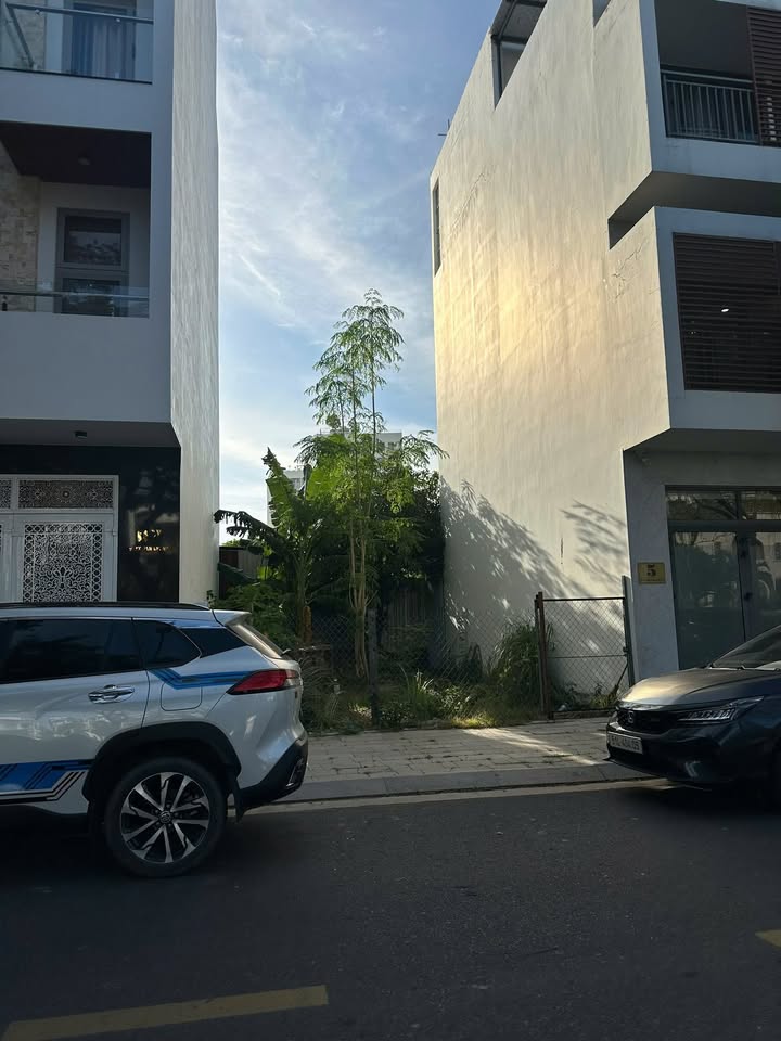 Đất nền KĐT VCN Phước Long 1, Nha Trang 60m² giá 6.3 tỷ - Vị trí đắc địa, sổ hồng chính chủ!