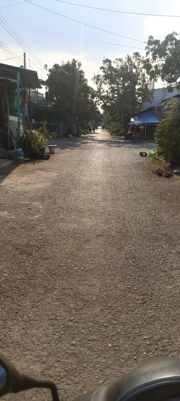 Nhà cấp 4 đường nhựa khu dân cư Chợ Kiến Bình 80m² giá 1 tỷ - Cơ hội sở hữu nhà đẹp!