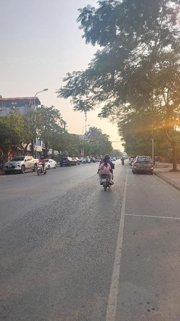 Nhà mặt phố Cổ Bi Gia Lâm 60m² giá 1 tỷ - Kinh doanh sầm uất