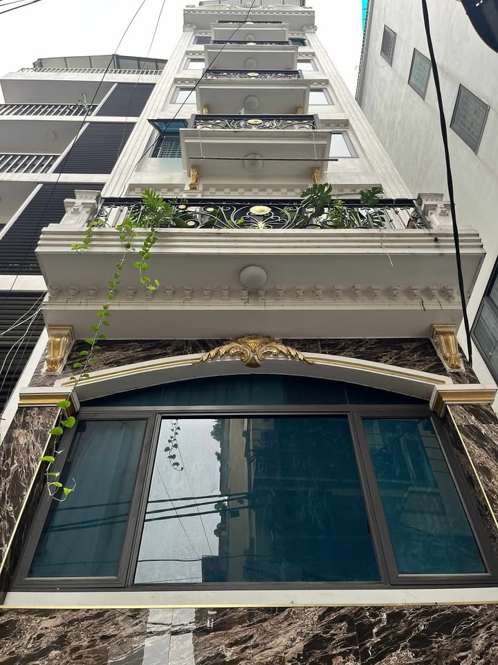 Phòng cho thuê 60m² tại Xuân La - Cách Hồ Tây chỉ 100m!