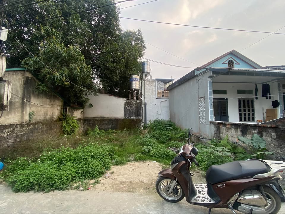 Đất nền Khu phố Nhà Thờ, TP Yên Bái 79m² giá 800 triệu - Đầu tư lý tưởng!