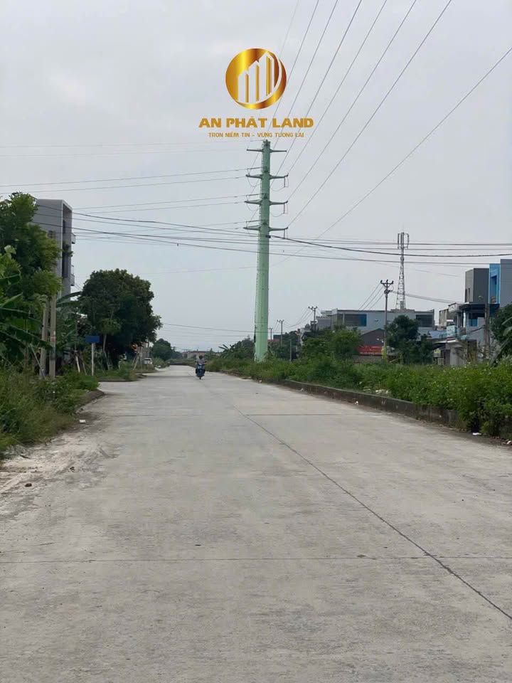 Đất nền Ngõ Đường Nam Bình, 102m² giá 5 tỷ - Cơ hội đầu tư tuyệt vời!