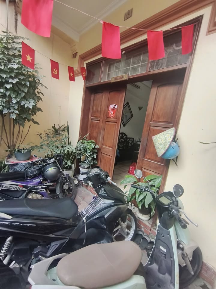 Nhà phố Khâm Thiên, Đống Đa 74m² giá 17.02 tỷ - Đầu tư sinh lời tốt!