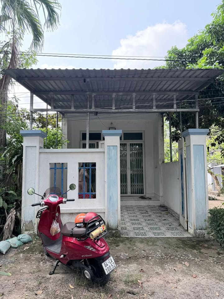 Nhà mặt tiền đường nhựa Huyện Duyên Hải 91m² giá 950 triệu - Chính chủ bán gấp!