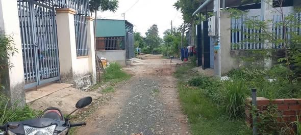 Đất thổ cư 105m² tại Xã Trừ Văn Thố, Huyện Bàu Bàng - Giá chỉ 4xx triệu, sổ riêng!