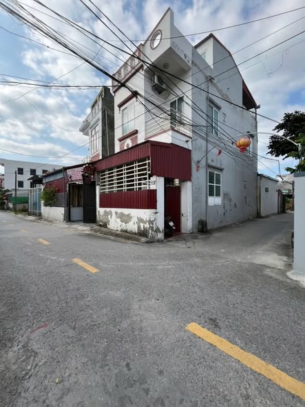 Nhà 3 tầng lô góc đường nhựa Hồng Thái, An Dương 50m² giá 1,9 tỷ - Cơ hội đầu tư tuyệt vời!