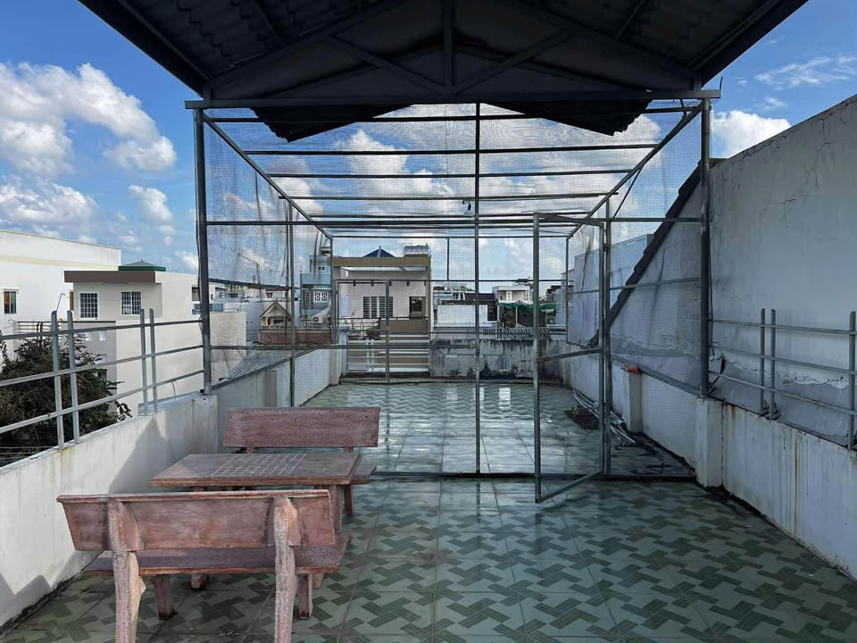 Nhà 2 tầng Phạm Ngũ Lão, 60m² giá 2.5 tỷ - Sẵn sàng vào ở!