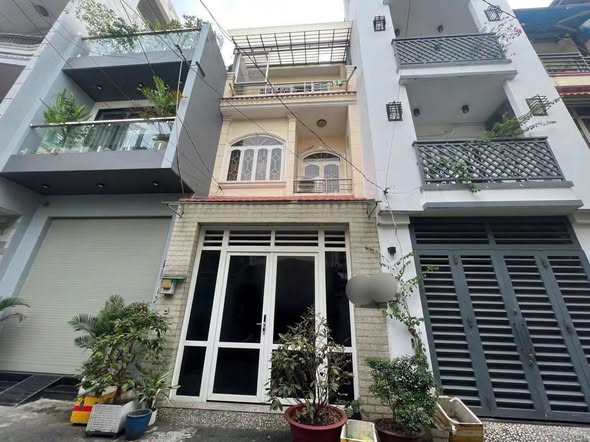 Nhà đẹp hẻm 353 Tân Sơn Nhì, Quận Tân Phú, 48m² chỉ 8.2 tỷ - Sẵn sàng vào ở ngay!