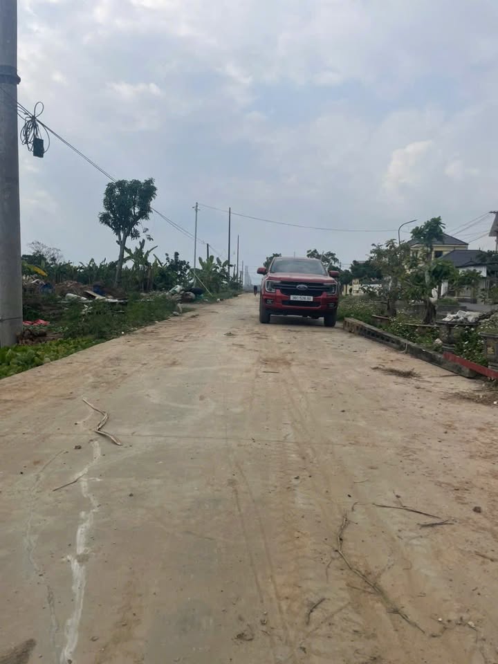 FrontHouse Huyện Quảng Xương 180m² giá 700 triệu - Đường ô tô kinh doanh thuận lợi!