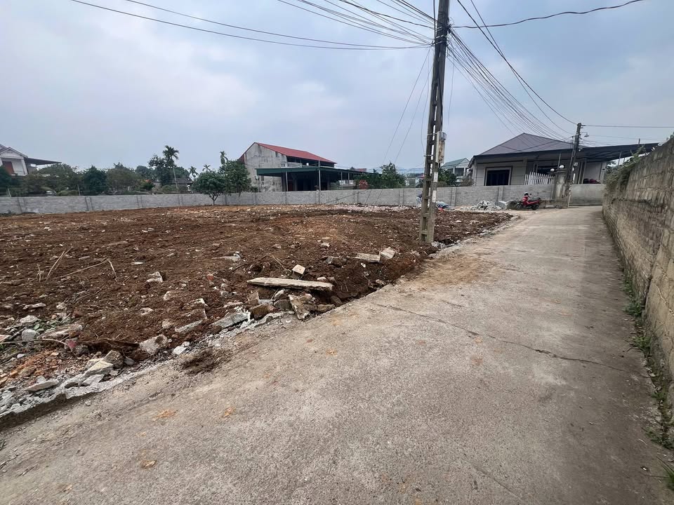 Đất nền Phường Chùa Hang 100m² giá thỏa thuận - Đường lớn ô tô tránh nhau!