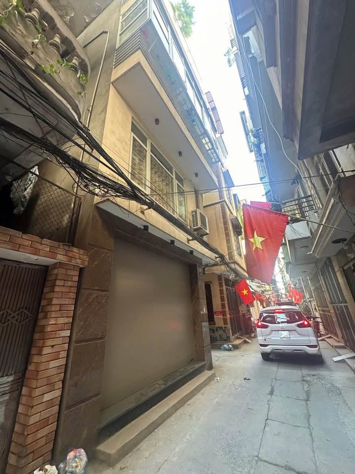 Nhà riêng Đền Lừ, Hoàng Mai 50m² giá 14 tỷ - Nhà 3 tầng ô tô tránh