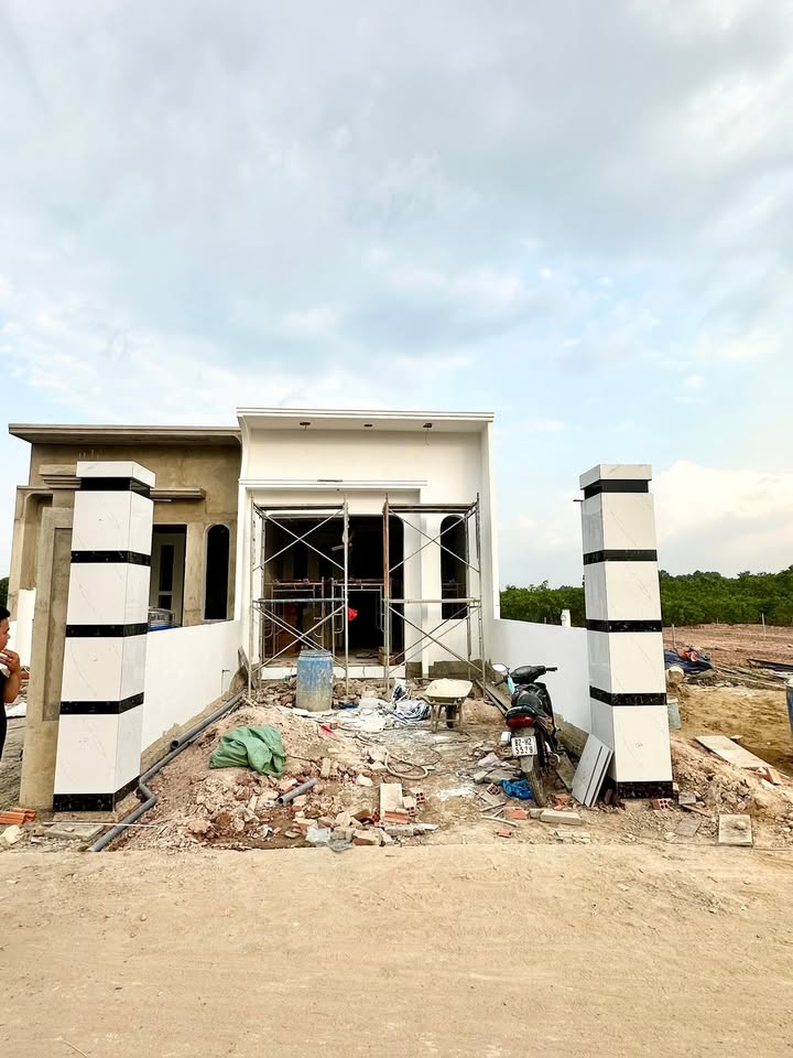 Nhà riêng Xã Bàu Hàm 150m² giá 1.45 tỷ - Sẵn sàng hoàn thiện!