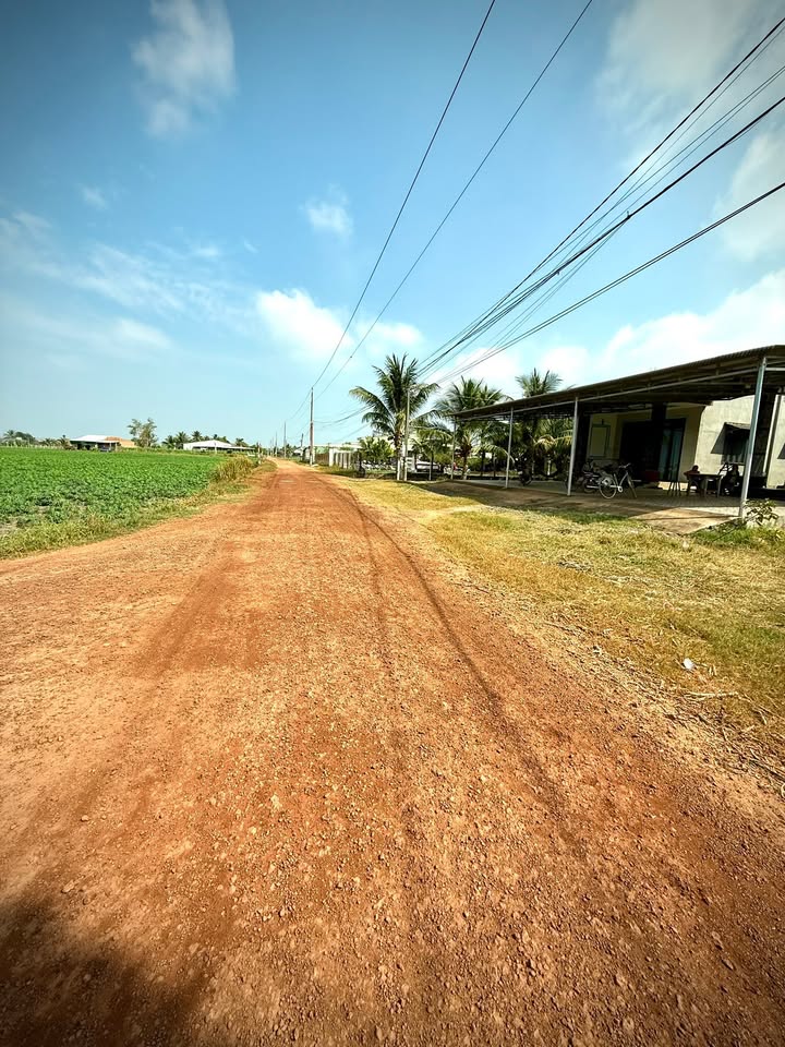 Đất nền Cầu Khởi DMC Tây Ninh 185m² giá chỉ 200 triệu - Cơ hội đầu tư tuyệt vời!