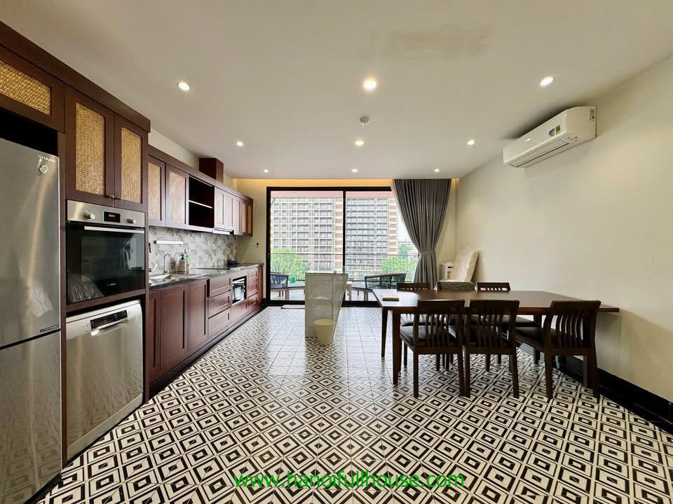 Căn hộ Duplex 3 phòng ngủ tại Tây Hồ 190m² giá 1.400 USD - Thiết kế hiện đại, tiện nghi đầy đủ!