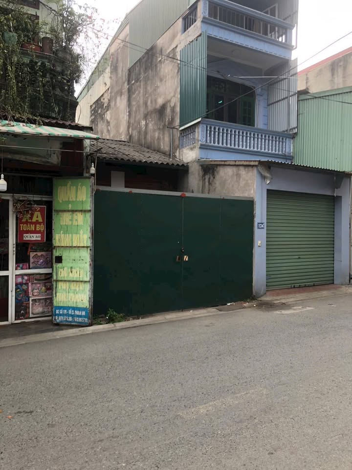 Bán nhà mặt phố Thượng Thanh, Quận Long Biên, 96m² giá 9.5 tỷ - Ô tô đỗ cửa, giao dịch ngay!