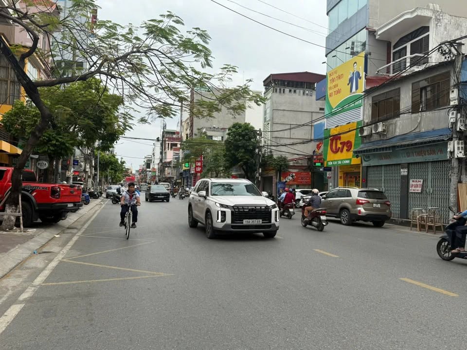 Bán gấp FrontHouse đường Tô Hiệu, 102m², giá chỉ hơn 2X tỷ - Đầu tư sinh lời!