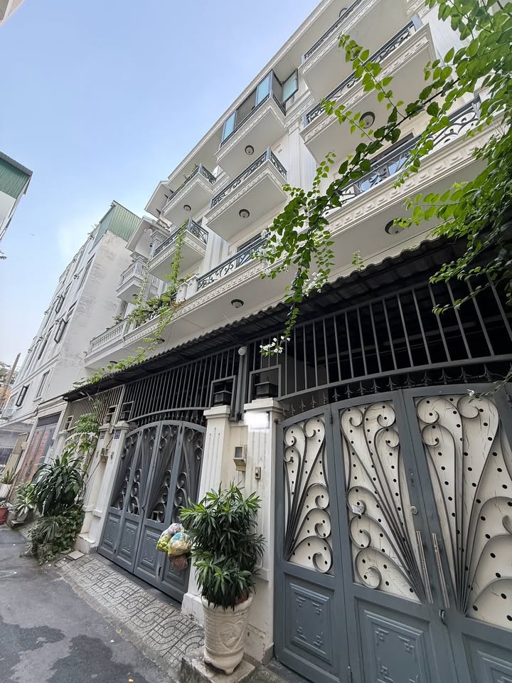 Nhà chính chủ 5 tầng Phạm Văn Chiêu 415m² giá 7.6 tỷ - Sẵn sàng vào ở ngay!