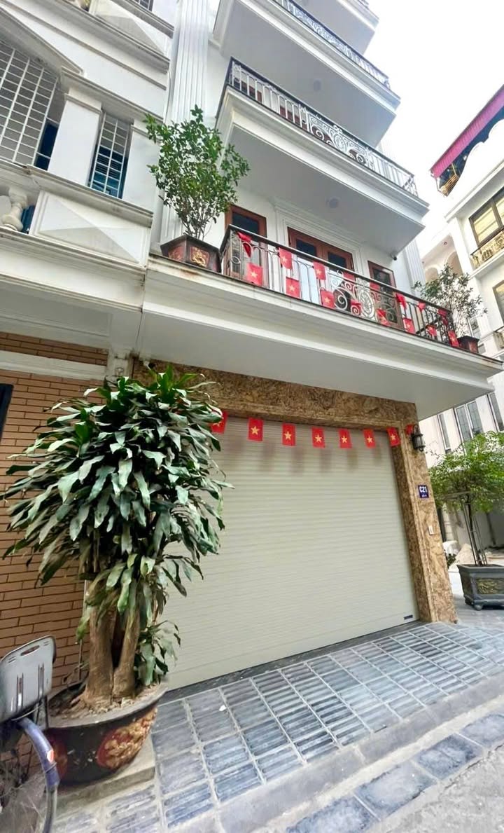 Nhà phố liền kề Định Công 97m² giá 30 tỷ - Không gian sống đẳng cấp!