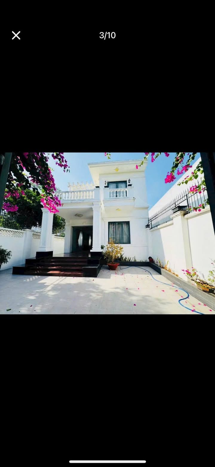 Biệt thự góc 2 mặt tiền KDC Diệu Hiền Cần Thơ 217m² giá 9.999 tỷ - Sẵn sàng vào ở!