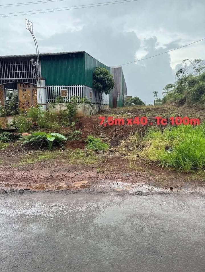 Đất thổ cư 90m² tại Xã Đắk Wer - Giá chỉ 810 triệu, cơ hội vàng cho đầu tư!