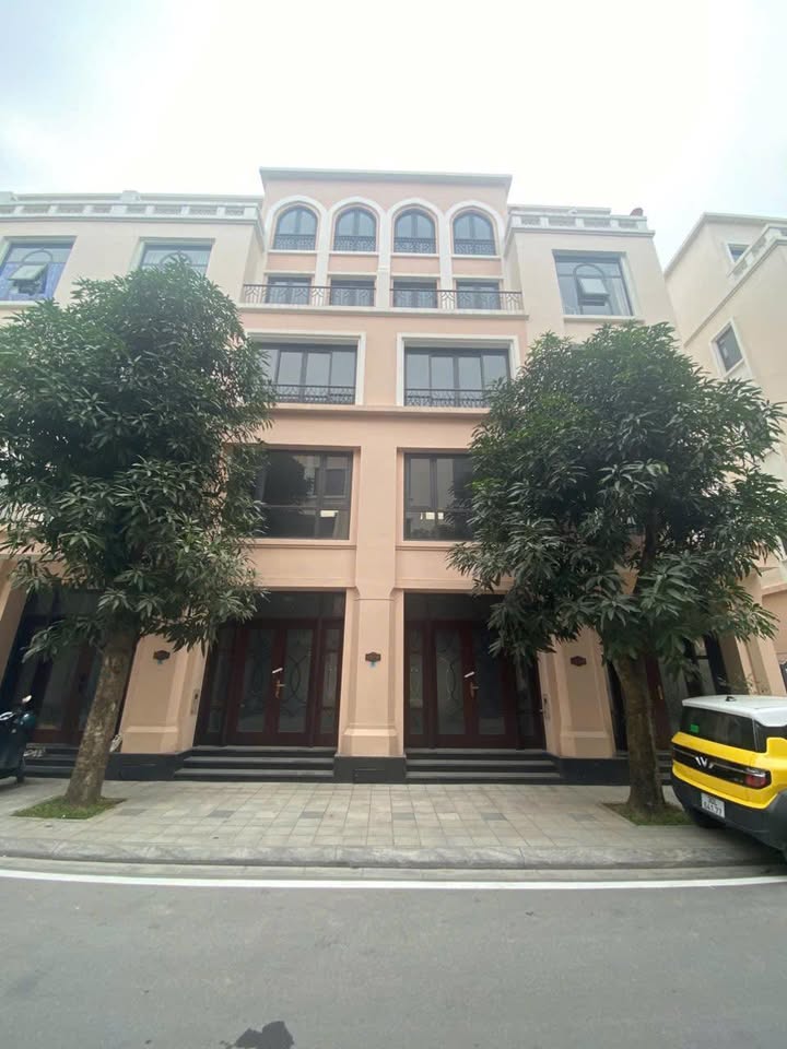 Căn hộ Vinhomes Ocean Park Hưng Yên 48m² giá 7.3 tỷ - Sổ đỏ chính chủ!