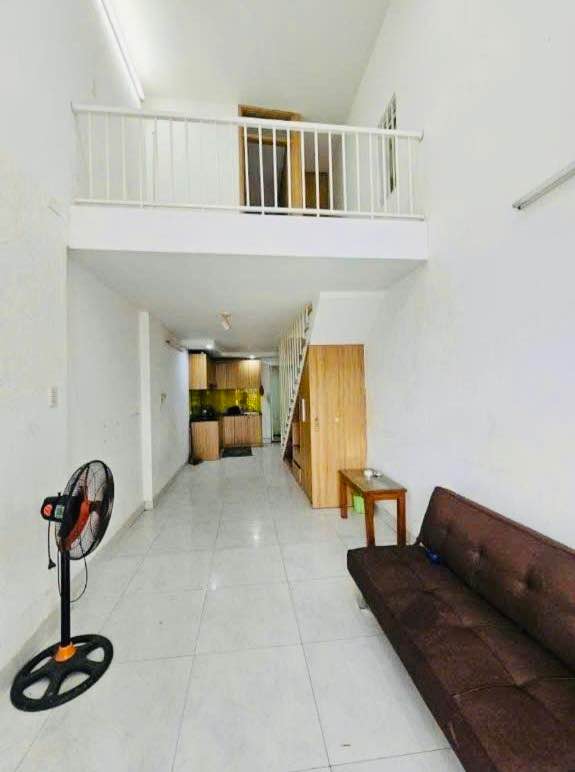 Nhà 2 tầng mặt tiền Trường Chinh, 23m² giá 2.85 tỷ - Đầu tư sinh lời ngay!