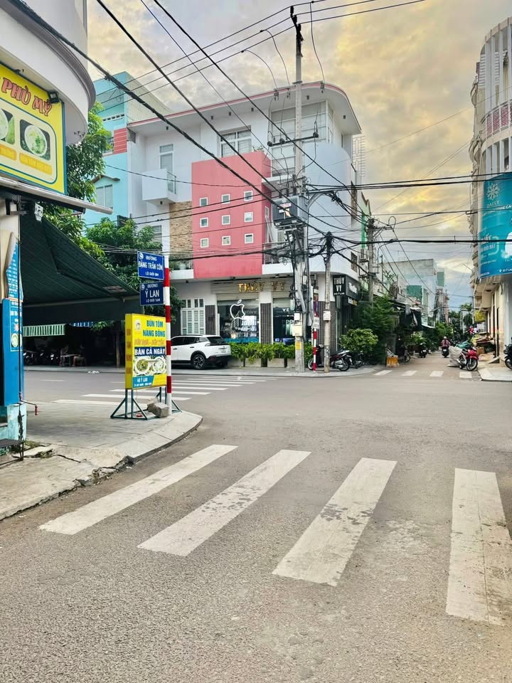 Nhà mặt tiền Ỷ Lan, Thị Nại, Quy Nhơn 73m² giá 3 tỷ - Sổ đỏ chính chủ!