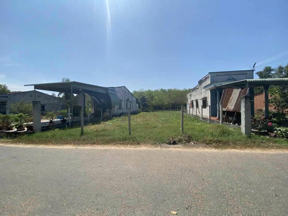 Đất nền Hòa Thành 577m² giá 1.249 tỷ - Sổ đỏ chính chủ, thương lượng tốt!