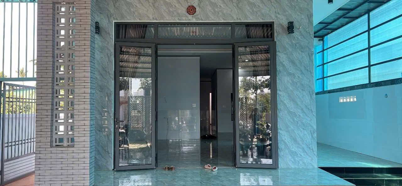 Nhà phố Lê Lợi, Buôn Hồ 291m² giá 3 tỷ - Tiện ích đầy đủ, chính chủ!