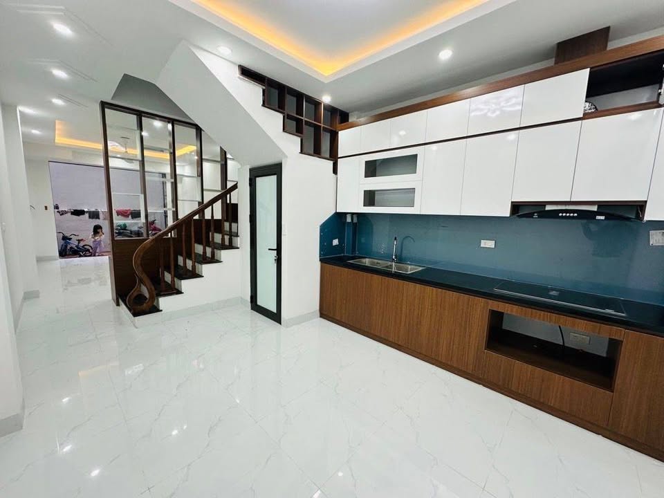 Nhà 4 tầng Vân Canh 38m² giá 6.66 tỷ - Thiết kế hiện đại, gần trường học!