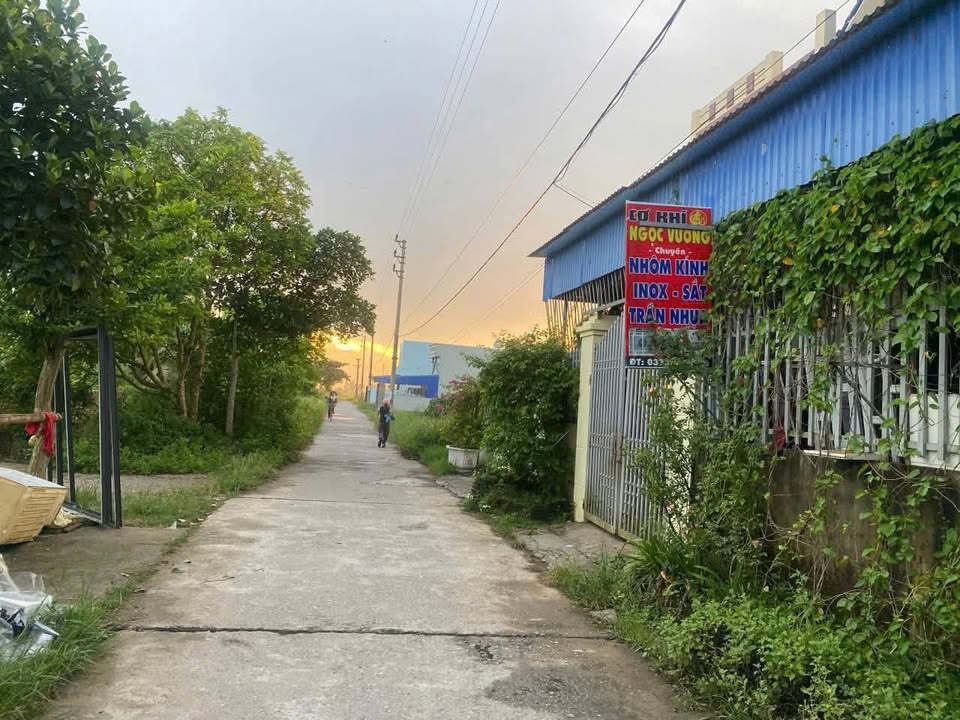 Lô đất đẹp tại Minh Hòa, Hưng Hà 100m² giá chỉ 1 tỷ - Mặt tiền 5m, ô tô tránh thoải mái!