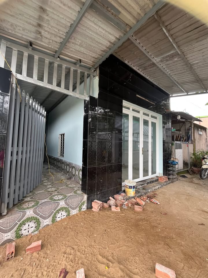 Nhà bán tại Đại Phước, Nhơn Trạch, 65m² giá 900 triệu - Chính chủ nắm sổ hồng!