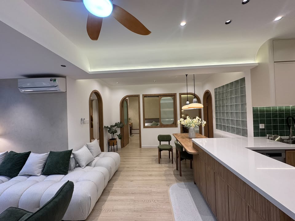 Căn hộ Hưng Vượng 2, Phú Mỹ Hưng, 93m² giá 7.2 tỷ - Thiết kế hiện đại, view công viên thoáng mát!