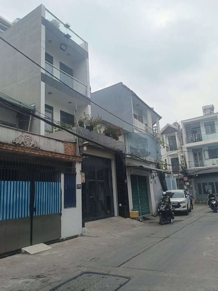 Đất nền Nguyễn Thị Tú, Quận Bình Tân, 100m² giá 6 tỷ - Sổ hồng chính chủ!