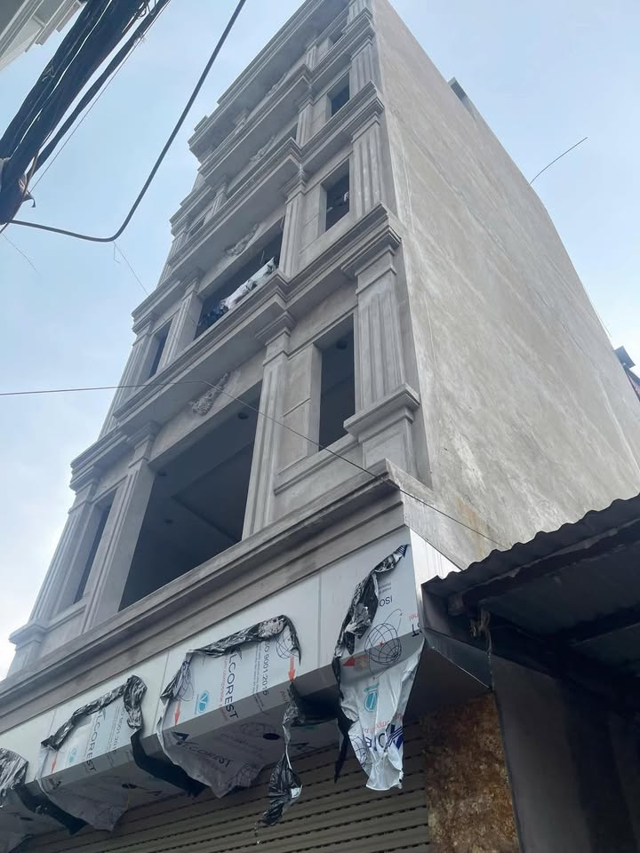 Nhà 5 tầng Vĩnh Quỳnh, Thanh Trì, 40m² - Thiết kế hiện đại, giá tốt!