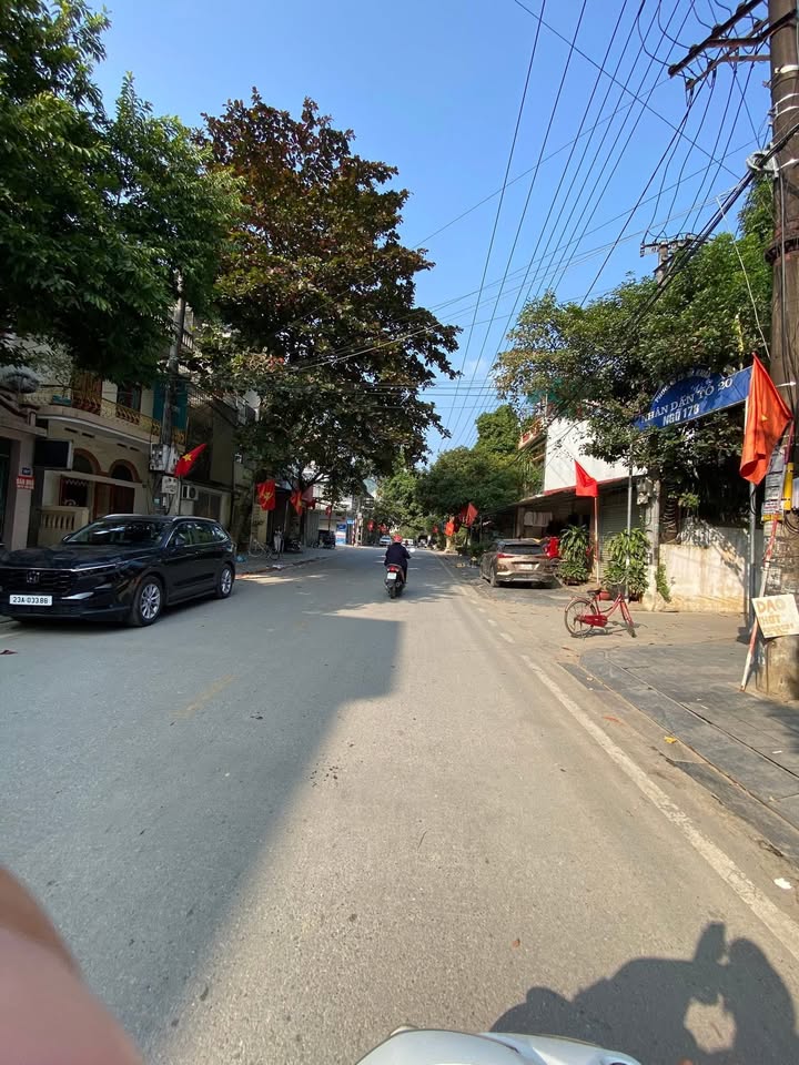 Nhà 2 tầng mặt tiền Lý Tự Trọng, 74m² giá 3.95 tỷ - Vị trí đắc địa kinh doanh!