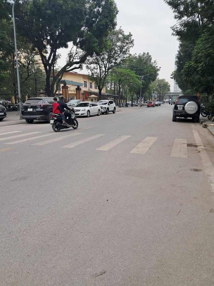 Nhà phố Tam Trinh, Yên Sở 32m² giá 6 tỷ - Sẵn sàng vào ở ngay!