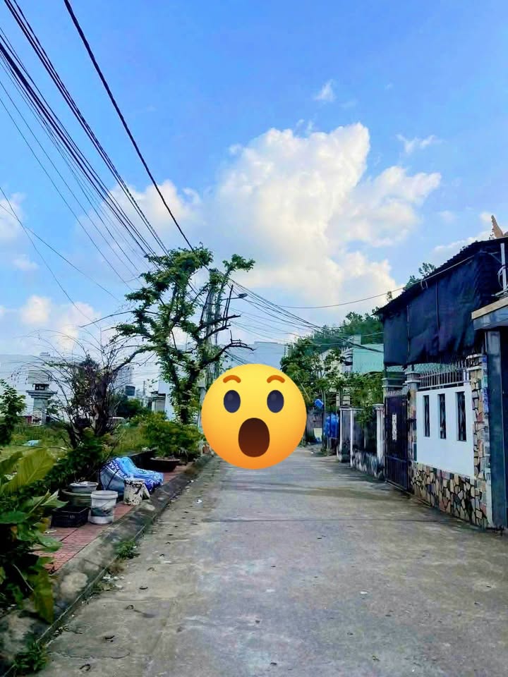 Nhà phố hẻm ô tô Quang Trung Quy Nhơn 115m² giá 3 tỷ - Sẵn sàng vào ở!