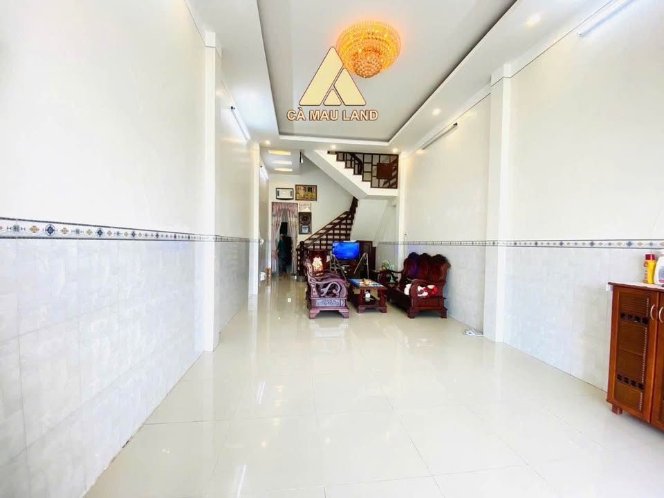 Nhà mặt tiền đường Lưu Hữu Phước, phường 8, 80m² giá 2.8 tỷ - Kinh doanh thuận lợi!