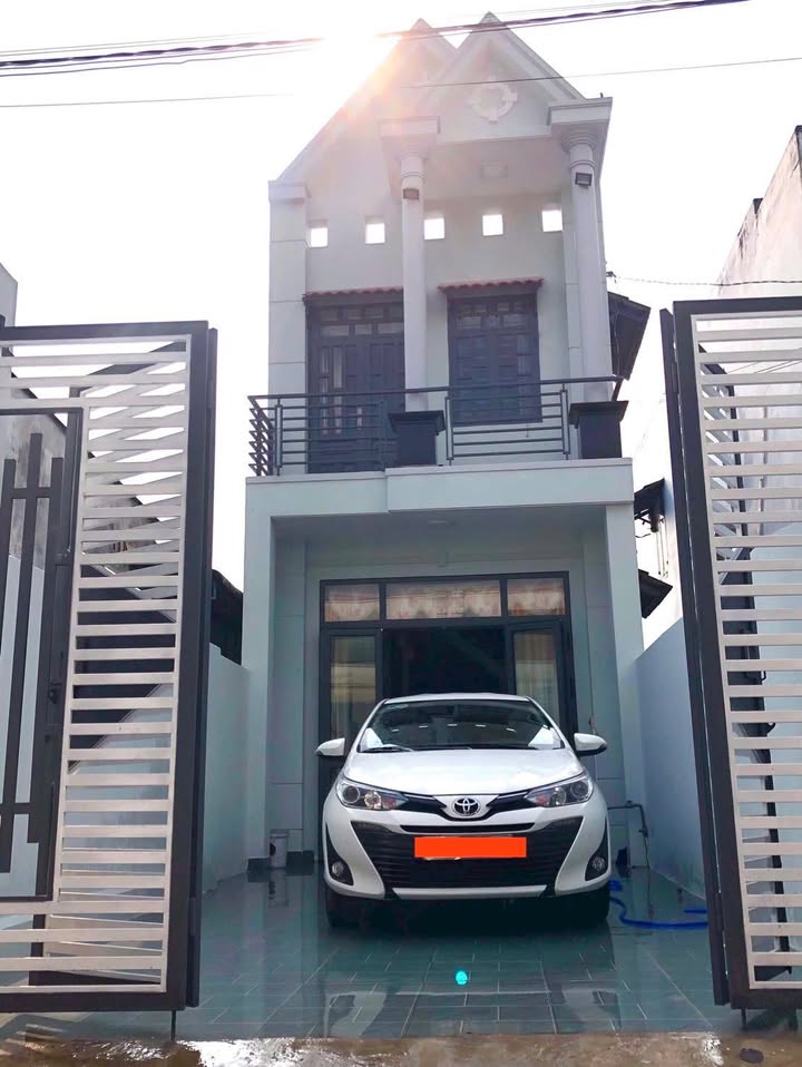 Nhà phố Tân Uyên 166m² giá 2.8 tỷ - Cơ hội đầu tư sinh lời!