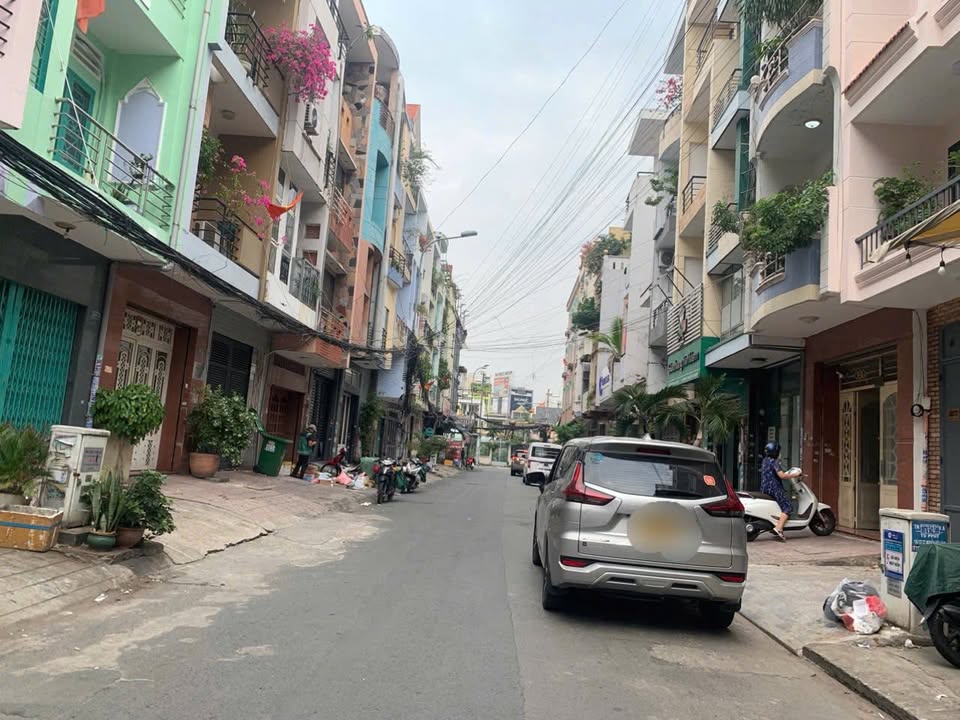 Nhà phố Nguyễn Văn Thương, Bình Thạnh 85m² giá 21 tỷ - Hẻm lớn ô tô, sổ hồng chính chủ!