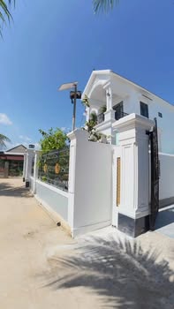 Nhà đẹp 2 tầng Nha Trang 105m² giá 2.85 tỷ - Ô tô tận nơi!