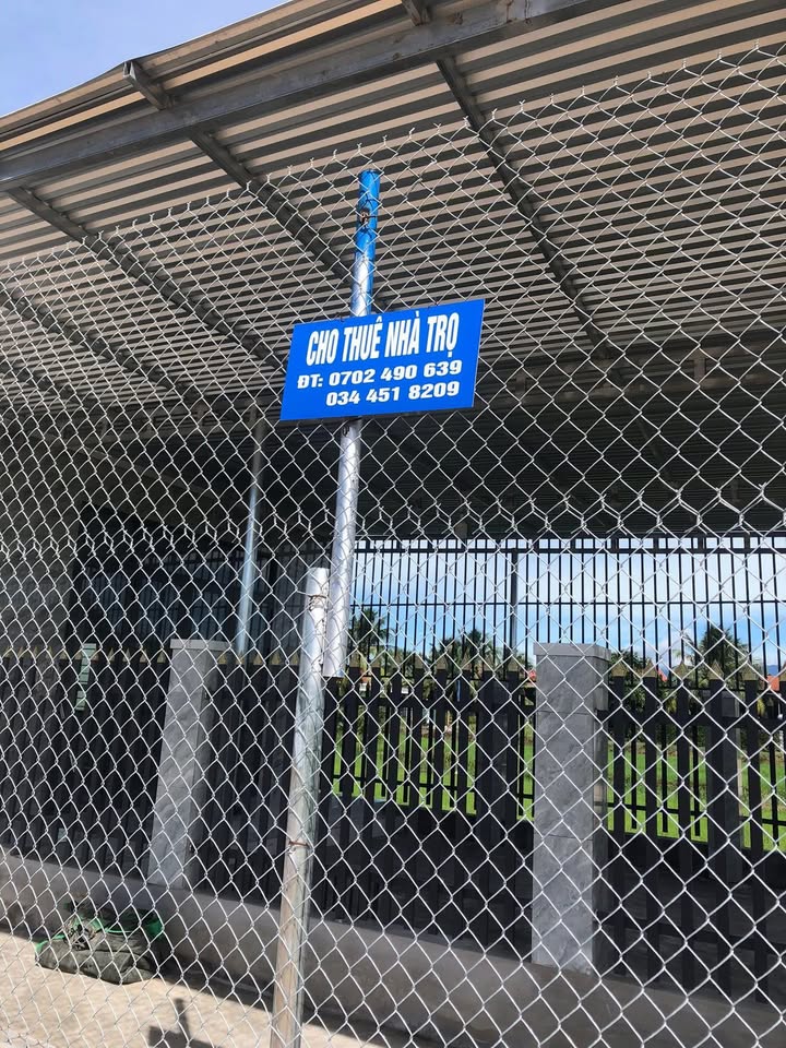 Nhà trọ mới xây có gác tại Ninh Phụng - Diện tích rộng rãi, thoáng mát!